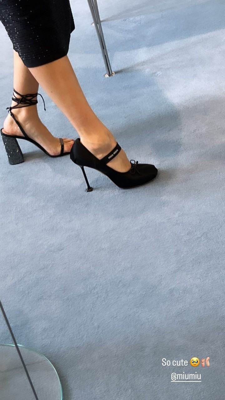 Viviane Geppert Feet